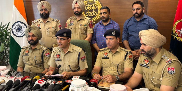Yudh Nasheya Virudh: SAS Nagar Police Busts Spurious Drugs/Supplements by recovering a big haul of Tablets and Injection Vials