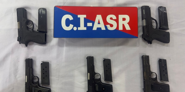 PUNJAB POLICE BUSTS PAK-BACKED ILLEGAL ARMS SMUGGLING RACKET; TWO HELD WITH FIVE SOPHISTICATED PISTOLS