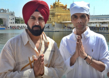 Gippy Grewal seeks blessings at Golden temple with Karan Johar