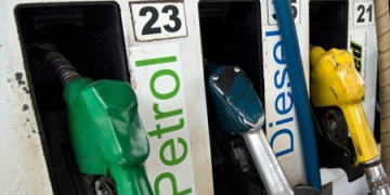 Govt hikes excise duty on petrol, diesel as oil prices crash in global market