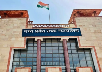 MP HC imposes Rs 5 lakh fine on IPS officer for “suppressing” probe record, orders inquiry