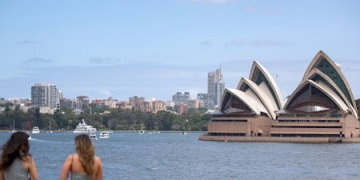 One dead, 12 infected in Legionnaires’ disease outbreak in Sydney