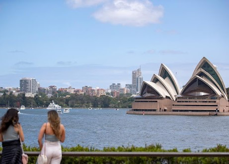 One dead, 12 infected in Legionnaires’ disease outbreak in Sydney