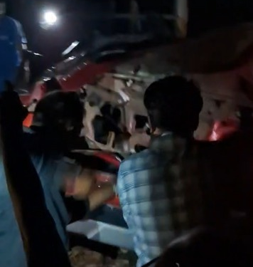 Five killed as speeding car crashes into tree in Kushinagar, CM Yogi expresses grief