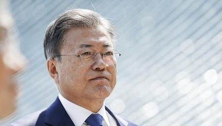 South Korea: Ex-President Moon indicted over bribery