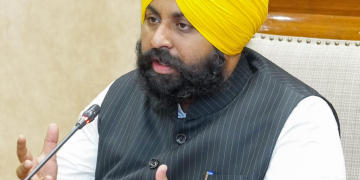 PUNJAB GOVT SCHOOLS SHINE: 260 STUDENTS CLEAR JEE(Mains)
