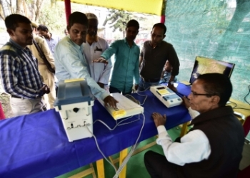 SC dismisses plea seeking 100 pc counting of the VVPAT slips