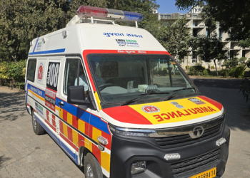 Gujarat govt expands 542 general ambulances into 108 emergency service network