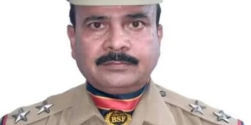DG BSF, personnel pay tribute to martyred soldier killed in Pak cross-border firing in Jammu