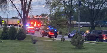 Two dead, one missing after train hits pedestrians in US