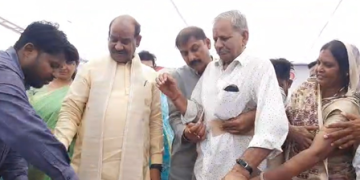 Om Birla inaugurates Pradhan Mantri Divyasha Kendra in Kota, distributes aids to beneficiaries