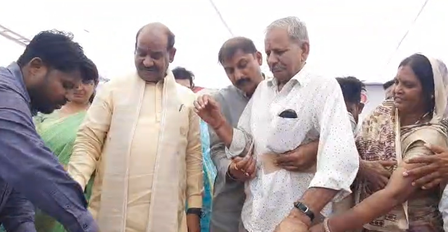 Om Birla inaugurates Pradhan Mantri Divyasha Kendra in Kota, distributes aids to beneficiaries