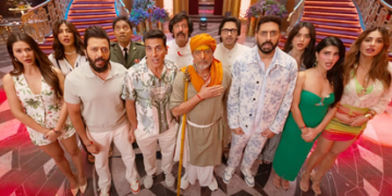 ‘The Phoogdi Dance’ from ‘Housefull 5’ is an upbeat track adding to the experience of the film