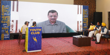 Kejriwal Announces Sports club in every village of Punjab