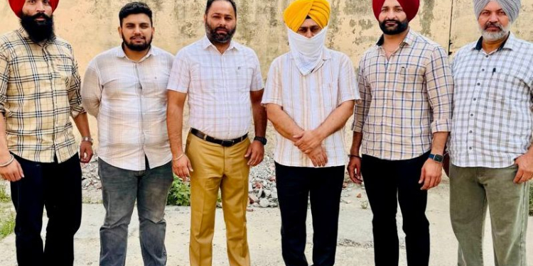 Zero tolerance against corruption : B.D.P.O nabbed red handed accepting Rs 40000 bribe