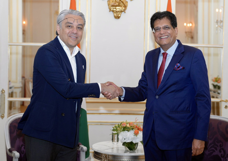 Piyush Goyal meets top global CEOs, discusses India’s potential in EV, RE sectors