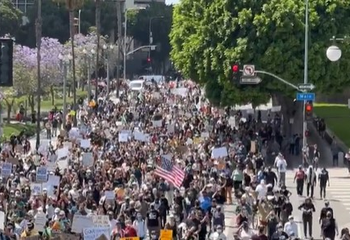 About 700 US Marines being mobilised in response to Los Angeles protests