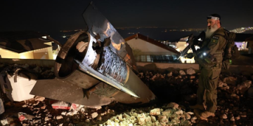 Iran fires fresh salvo at Israel