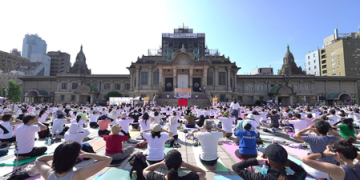 Thousands celebrate 11th International Yoga Day in Japan