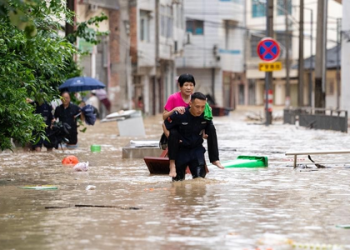 Six killed in China floods