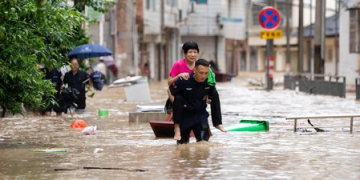 Six killed in China floods