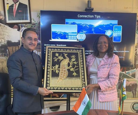 Kirti Vardhan Singh in Zimbabwe, discusses bilateral cooperation in environmental protection