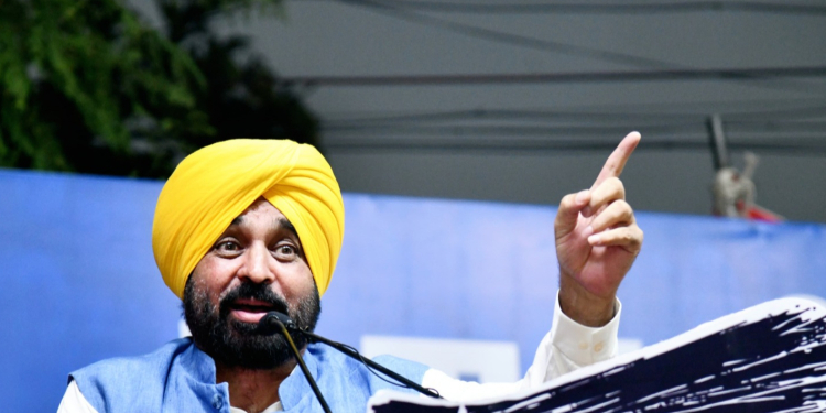 CM Slams Akalis for Reducing SGPC to “Shiromani Golak Prabhandak Committee” for their greed