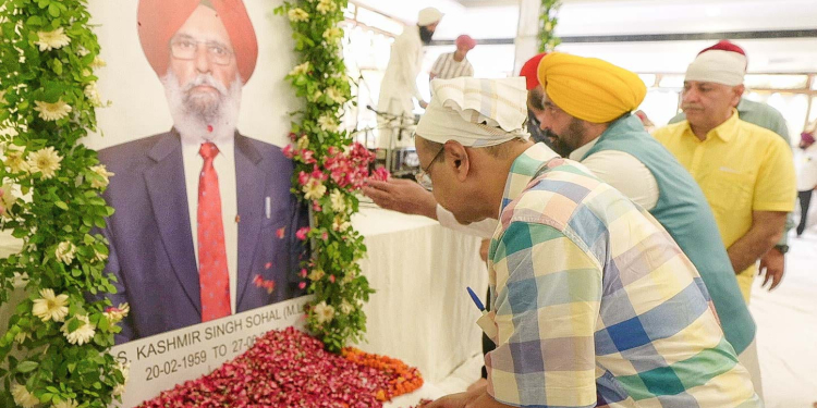 PUNJAB CM AND ARVIND KEJRIWAL MOURN SAD AND UNTIMELY DEMISE OF TARN TARAN MLA DR KASHMIR SINGH SOHAL