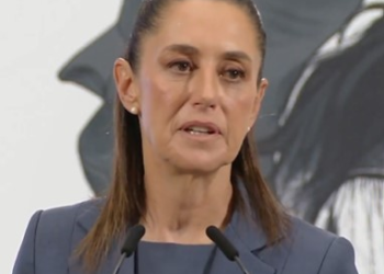 Mexican president rejects new US border wall construction