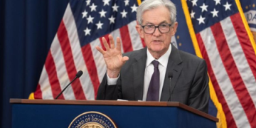 US Fed keeps interest rates unchanged despite pressure from Trump administration