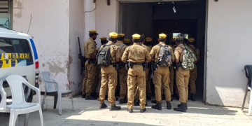 Chandigarh’s Excise dept raids bar for supplying draught beer without license