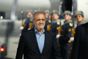 Iranian President takes taxi after convoy breaks down due to contaminated fuel