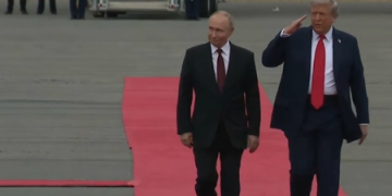 After Trump’s red carpet welcome, summit with Putin starts in Alaska 