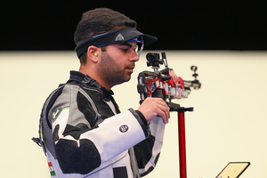 India strikes gold in 10m air rifle mixed team event at Asian Shooting Championship