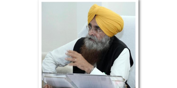 SUBMIT BI-WEEKLY REPORT ON CONDITION & PROGRESS OF COTTON CROP, GURMEET KHUDIAN DIRECTS FIELD STAFF