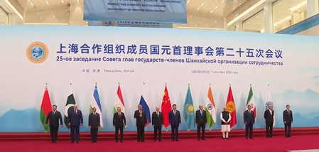PM Modi joins SCO family photograph in China ahead of major summit