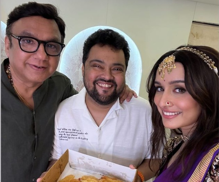 Shraddha Kapoor gorges on jalebis between work: ‘Shooting toh bahana hai’