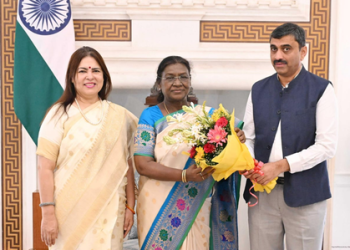 CABI chairman meets President of India ahead of Women’s T20 World Cup