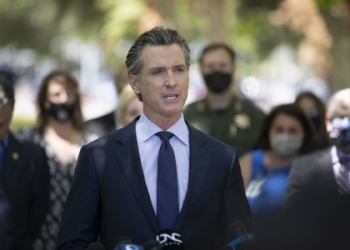 US’ state California bans masks for immigration agents during operations