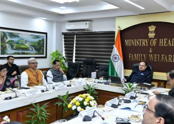 Health Minister urges working together to anticipate, prevent & respond to future threats