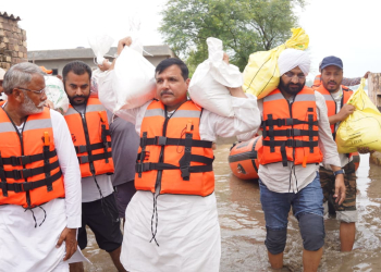 Instead of Seeking Reports, PM Should Announce a Major Relief Package During Punjab Visit