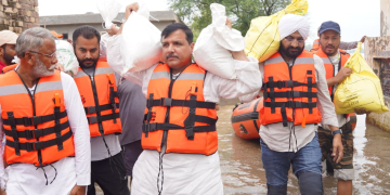 Instead of Seeking Reports, PM Should Announce a Major Relief Package During Punjab Visit