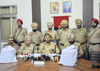 NOTORIOUS DRUG SMUGGLER SONI AMONG FIVE HELD WITH 8.1KG HEROIN IN AMRITSAR