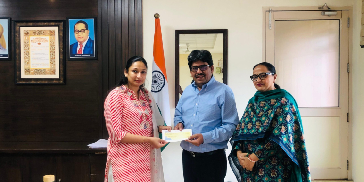 Manav Mangal Group of Schools contributes Rs 10 lakh towards flood relief