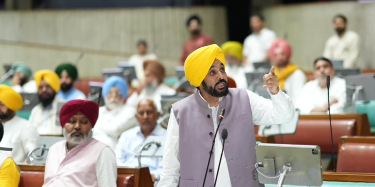 BARINDER KUMAR GOYAL PRESENTS RESOLUTION DEMANDING RS.20K-CR SPECIAL PACKAGE, SLAMING UNION GOVT’S LACKADAISICAL & STEP-MOTHERLY APPROACH