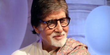 Big B tells homemakers to take pride: Managing a home is no easy task