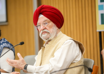 Ujjwala scheme provides freedom from smoke, dignity for women: Hardeep Puri