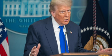 Gun to our head: Trump non-committal on talks as US shutdown continues