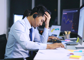 Indian professionals hesitant to make mental health conversations at work: Report