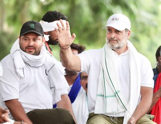 Rahul Gandhi, Tejashwi Yadav to address joint rallies in Bihar today